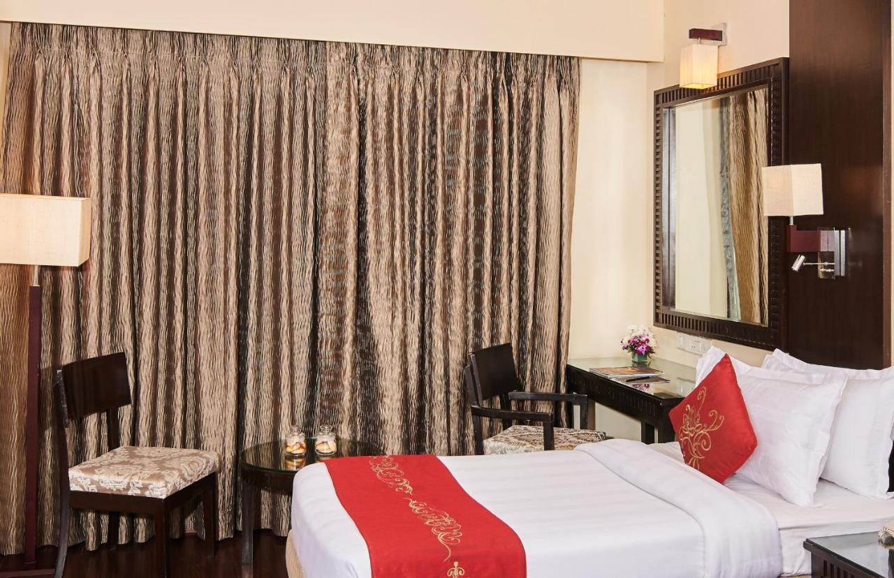 Goldfinch Hotel Mumbai Eksteriør bilde